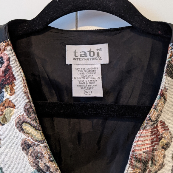 Tabi Teddy Bear Vest - Picture 4 of 6